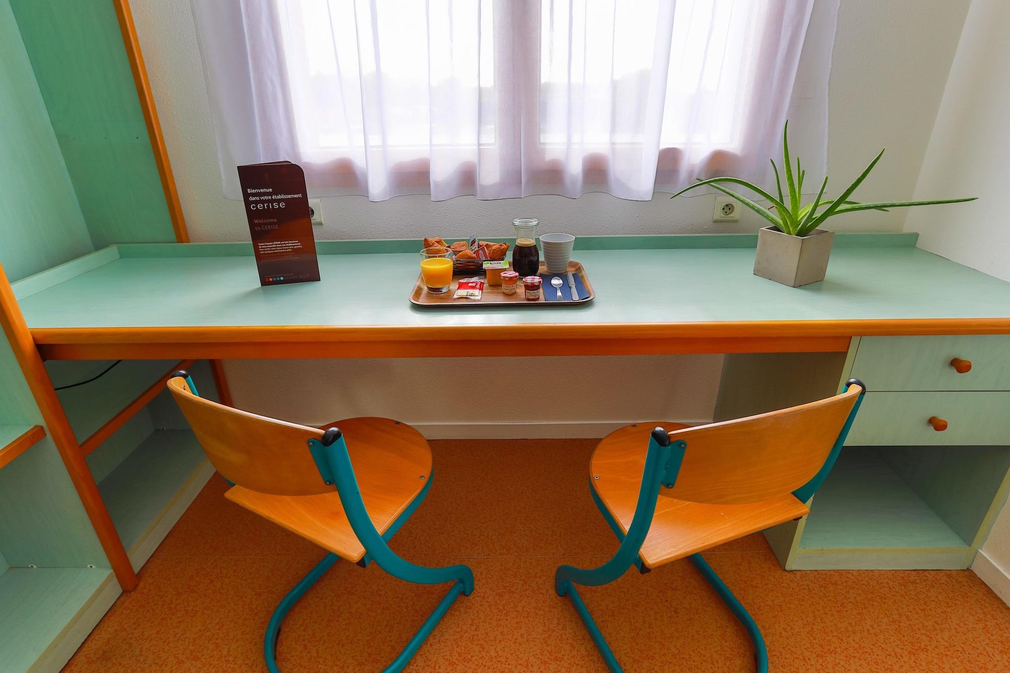 Cerise La Beaujoire Aparthotel 3*